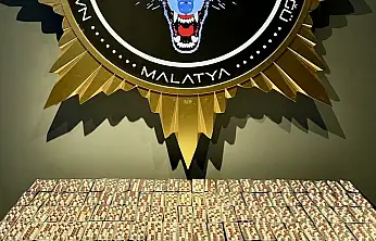 Malatya'da Sokak Satıcılarına Operasyon: 3 Bin 644 Sentetik Ecza Ele Geçirildi