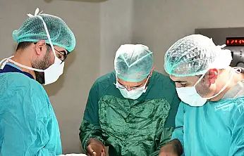 Malatya'da Tıp Tarihine Geçen Operasyon: Kalbi Tamamen Dolduran Dev Kitle Çıkarıldı