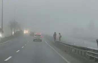 Malatya'da Yoğun Sis Hayatı Olumsuz Etkiledi, Görüş Mesafesi 20 Metreye Düştü