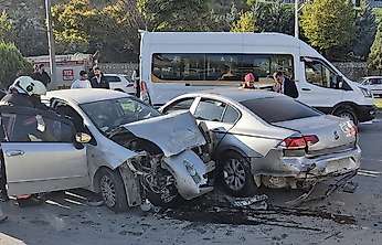 Malatya'da Zincirleme Kaza! 6 Araç Birbirine Girdi, 3 Yaralı