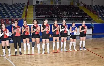 Malatya Voleybol Kulübü ile 91.000 Dev Malatya Voleybol karşı karşıya geldi