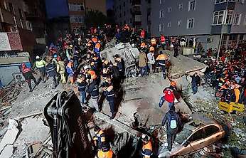 Maltepe'deki çökmede bilanço netleşti: 5 ölü, 10 kurtarılan. Mimar ve şantiye şefi gözaltında.