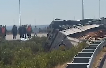 Manisa Akhisar'da otoyol faciası: 11 ölü, 27 yaralı