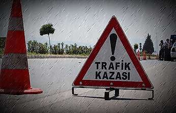 Manisa'da yolcu otobüsü kaza yaptı: 18 yaralı