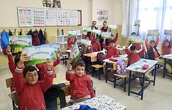 Minik Öğrenciler Su Tasarrufunu Öğreniyor