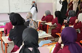 Öğretmen-öğrenci ilişkisi güvene dayalı olmalı