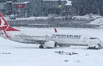 Olumsuz Hava Ulaşımı Vurdu: THY ve AJet'ten 114 Sefer İptali