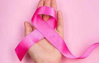 Op. Dr. Şükrü Özbek: Meme Kanserinde Aile Öyküsü ve Erken Tanı Hayat Kurtarıyor