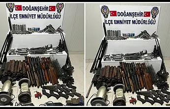 Polisten Silah Tacirine Baskın: Çok Sayıda Tabanca Parçası Ele Geçirildi
