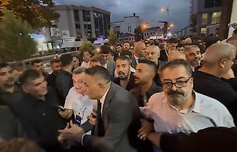 Sadıkoğlu: 'Burası Siyaset Meydanı Değil'