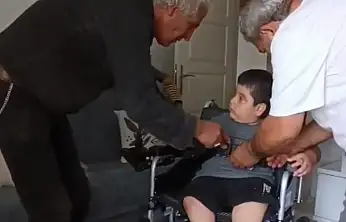 Spina Bifida Hastası Salih'e Beydağı TOKİ'den Anlamlı Destek