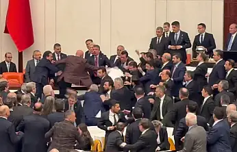 TBMM'de Yemin Töreni Öncesi Kavga