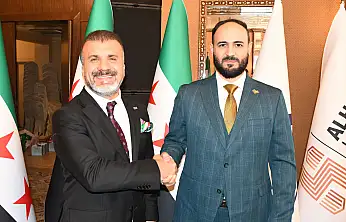 Türk Müteahhitler Suriye'nin Yeniden İmarında Rol Alacak