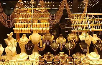 Yatırımcılar Yeniden Altına Yöneldi: Çeyrek 9.244 TL, Cumhuriyet 37.824 TL