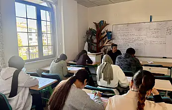 Yeşilyurt Belediyesi Öğrenciler İçin Deneme Sınavı Düzenledi