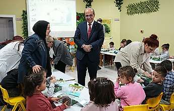 Yeşilyurt'ta Minik Öğrencilere Yerli Tohum Eğitimi