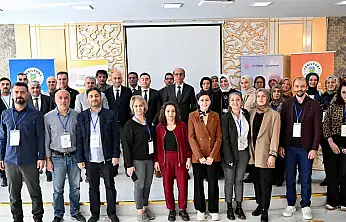 Yeşilyurt'ta Türkiye'de Bir İlk: 'Aile Mentörlüğü' Eğitimi Başladı