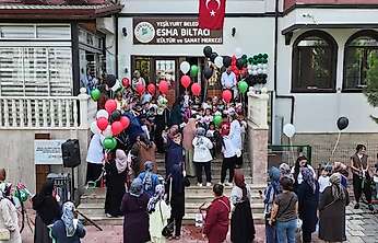 Yeşilyurt'ta Uçurtmalar Gazze'deki Çocuklar İçin Gökyüzüne Yükseldi