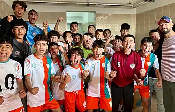 Yeşilyurtspor U14 Fırtına Gibi Esti: Kahramanmaraş İstiklalspor'u 7-2 Mağlup Etti!