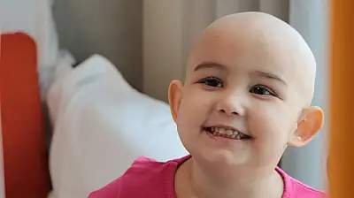Çocuklarda Lösemi Sinsice İlerliyor: 5 Belirtiye Dikkat!
