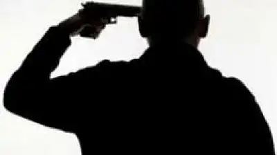 Doğanyol Burçköy Mahallesi'nde  Genç Kız Silahla İntihar Etti