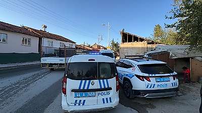 Malatya'da Dehşet! 3 Çocuk Annesini Yatağında Bıçakladı