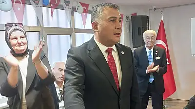 Yerli ve Milli Parti Seçime Girme Hakkını Kazandı: Teoman Mutlu'dan Tarihi Kurultay Konuşması