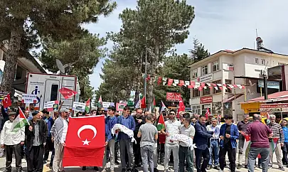 Arapgir'de Gazze Şehitleri İçin Gıyabi Cenaze Namazı Ve Yürüyüş Düzenlendi