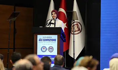 Bakan Göktaş: Dijital medya mecralarıyla cinsiyetsizleştirme akımları topluma dayatılıyor