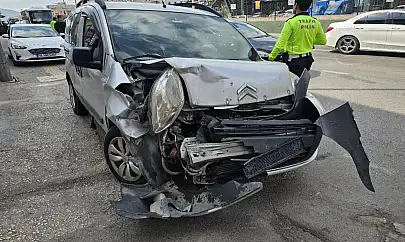 Bayramın ilk gününde 692 trafik kazası: 7 kişi hayatını kaybetti, 1128 kişi yaralandı