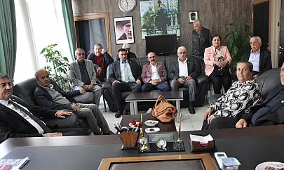 Demir Gidiyor Hekimhan Bakıyor