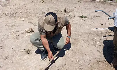 Elazığ'da Öğrenciler Tadım Höyüğü ve Kalesi'nde Arkeolojik Kazı Deneyimi Yaşadı