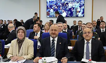 Emekliye zam, paşalara terfi