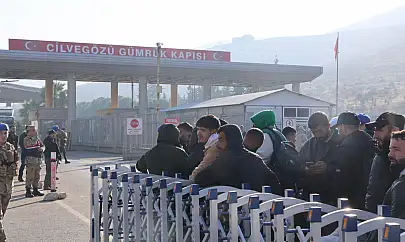 İçişleri Bakanı Yerlikaya: 9 Aralık'tan itibaren 250 bin Suriyeli ülkesine döndü
