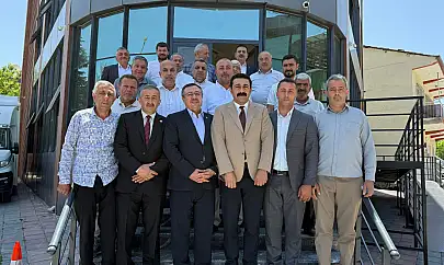 İl Başkanı Bakan: 'Bu şehirde görev alan herkes taşın altına elini koymalıdır'