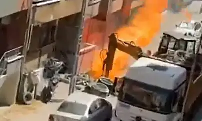 İstanbul'da 2 işçi doğal gaz borusunun patlamasıyla yaralandı
