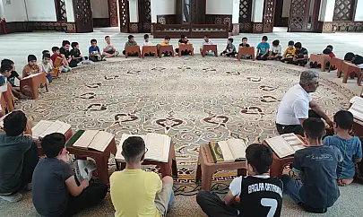 Malatya'da Kur'an kursları ve camiler çocuklarla şenlendi