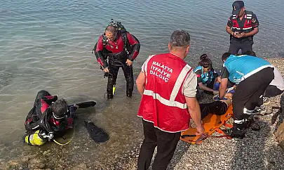 Serinlemek için baraj gölüne giren çocuk boğuldu