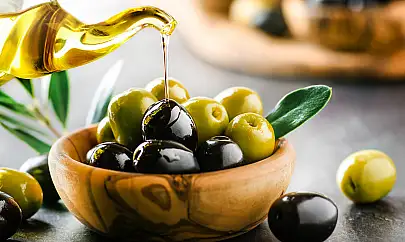 Sofralık zeytin ihracatı 250 milyon dolara koşuyor