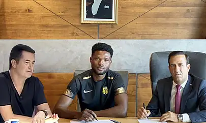 Tetteh Transferinde Skandal: 1 Ay Önce 1.67 Milyon Euro'luk Teklifi Reddettiler, Sonra Bedelsiz Gönderdiler!