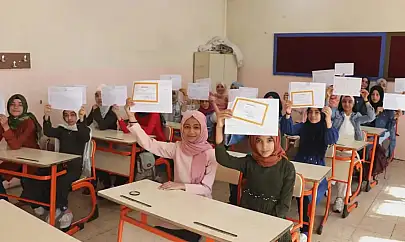 Yaklaşık 20 milyon öğrenci için karne heyecanı