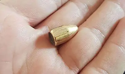 Yorgun mermiler biri çocuk 2 kişiyi ağır yaraladı