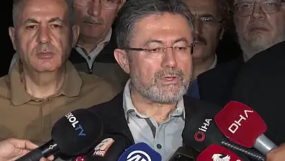 Bakan Yumaklı: Manisa ve İzmir'deki orman yangınları sürüyor