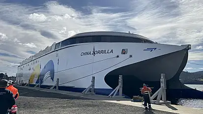 Dünyanın en büyük batarya ile çalışan gemisi hizmete sunuldu