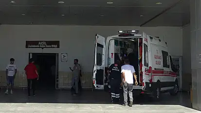 Kamyon ile motosiklet çarpıştı: 1 yaralı