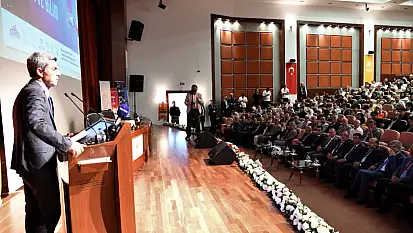 Malatya'da Uluslararası Bir Bilim Buluşması: '3. Uluslararası İmam Hatip Öğrencileri Sempozyumu' Başladı