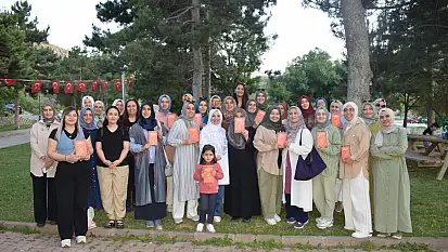 Malatya Kent Konseyi Şairler ve Yazarlar Çalışma Grubu Kitap Tahlili Programlarına Hız Kesmeden Devam Ediyor.