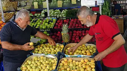 Malatya'nın kayısısı kırmızı etle yarışıyor
