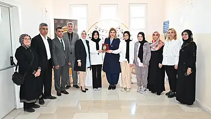 Milletvekili Ölmeztoprak TOBB Malatya Hafız İmam Hatip Ortaokulu'nu Ziyaret Etti