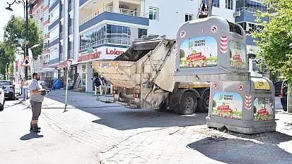 Temizlik Hizmetleriyle, Yeşilyurt'un Temiz Ve Düzenli İmajı Korunuyor